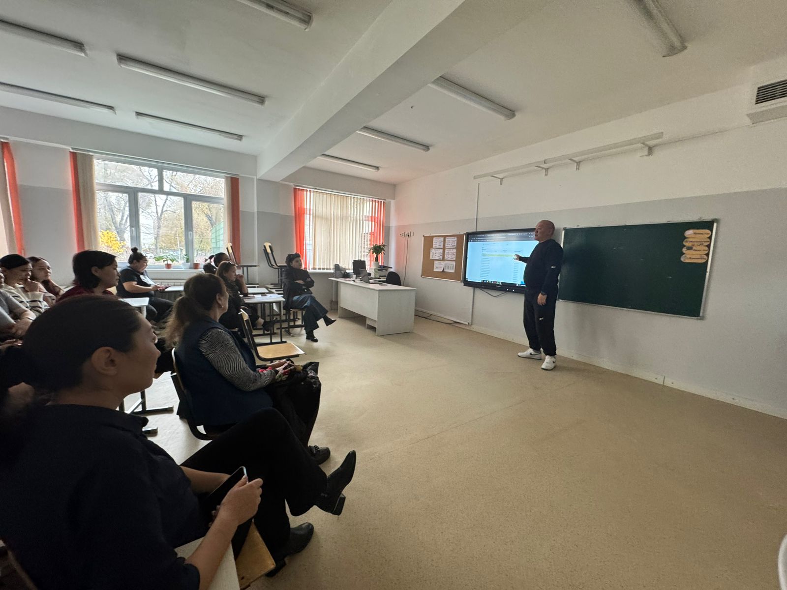 Обучающий цифровой семинар по платформе: Kundelik.kz.